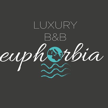 Luxury B&B Euphorbia Ачиреале Екстериор снимка