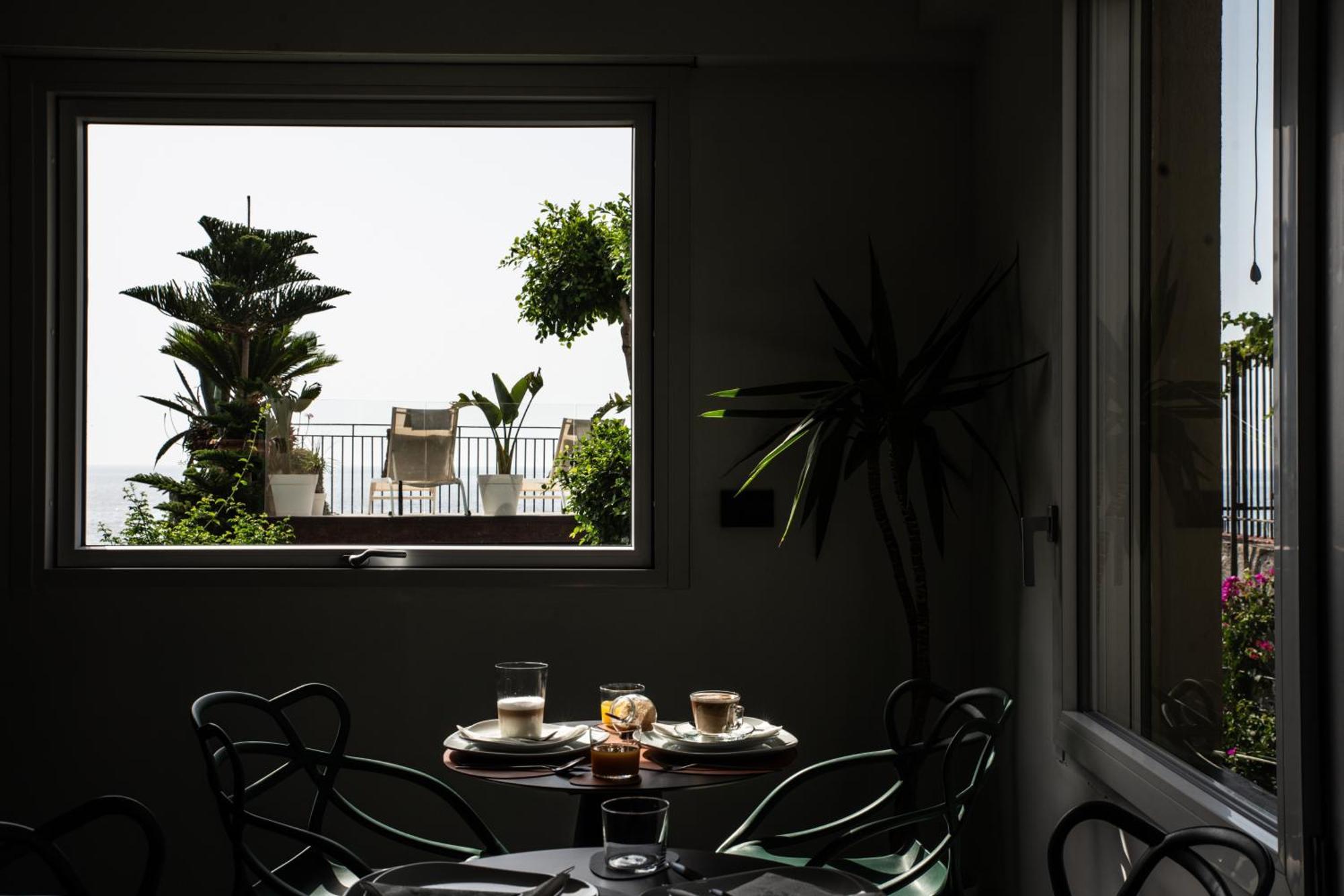 Luxury B&B Euphorbia Ачиреале Екстериор снимка