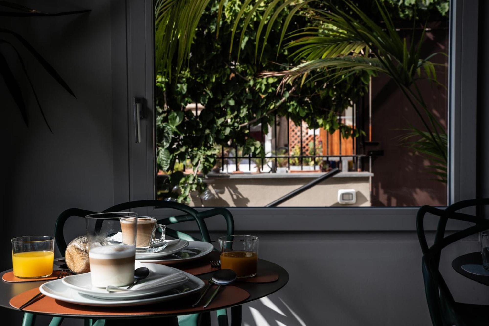 Luxury B&B Euphorbia Ачиреале Екстериор снимка